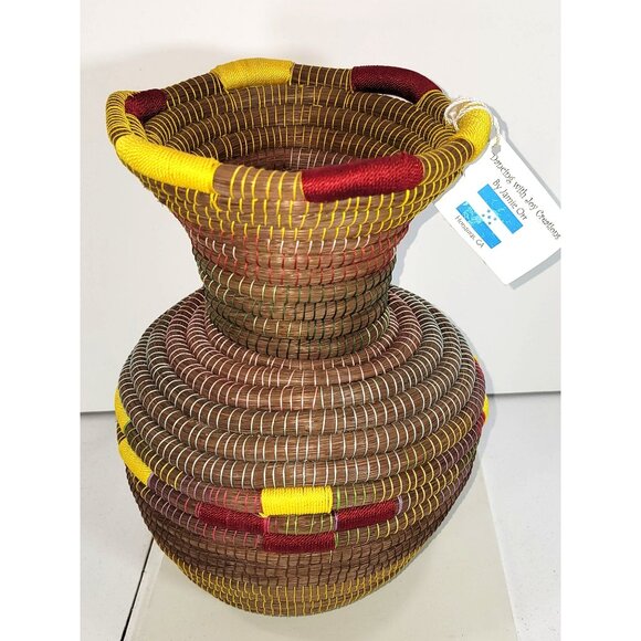 Dancing with Joy Creations Vase Basket Made with Pine Needles NEW NWT - Picture 3 of 5